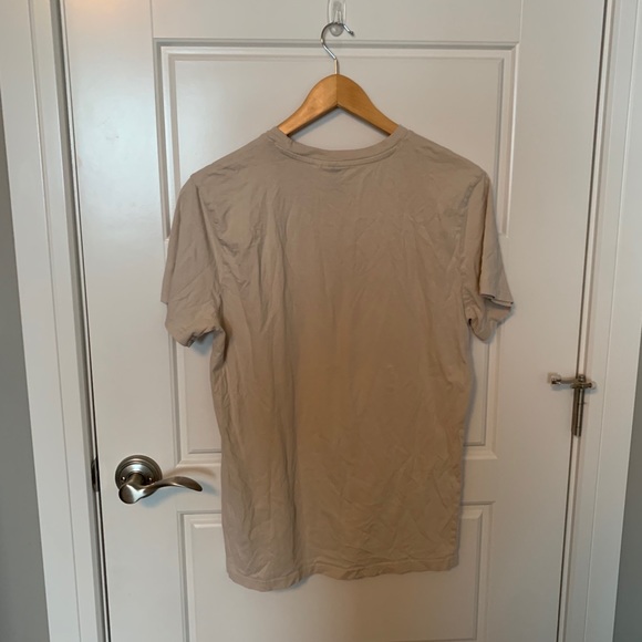 H&M Tee Shirt - Picture 4 of 5